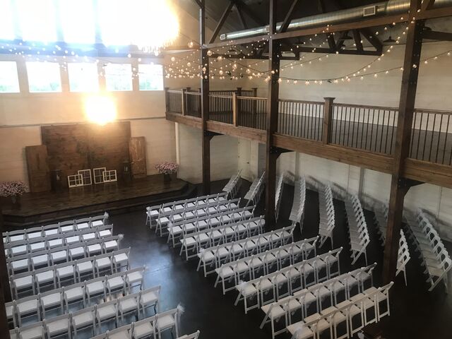 The Silver Spoon Barn Reception  Venues  Joplin  MO 