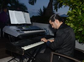 Orlando Milan - Ambient Pianist - Fort Lauderdale, FL - Hero Gallery 2