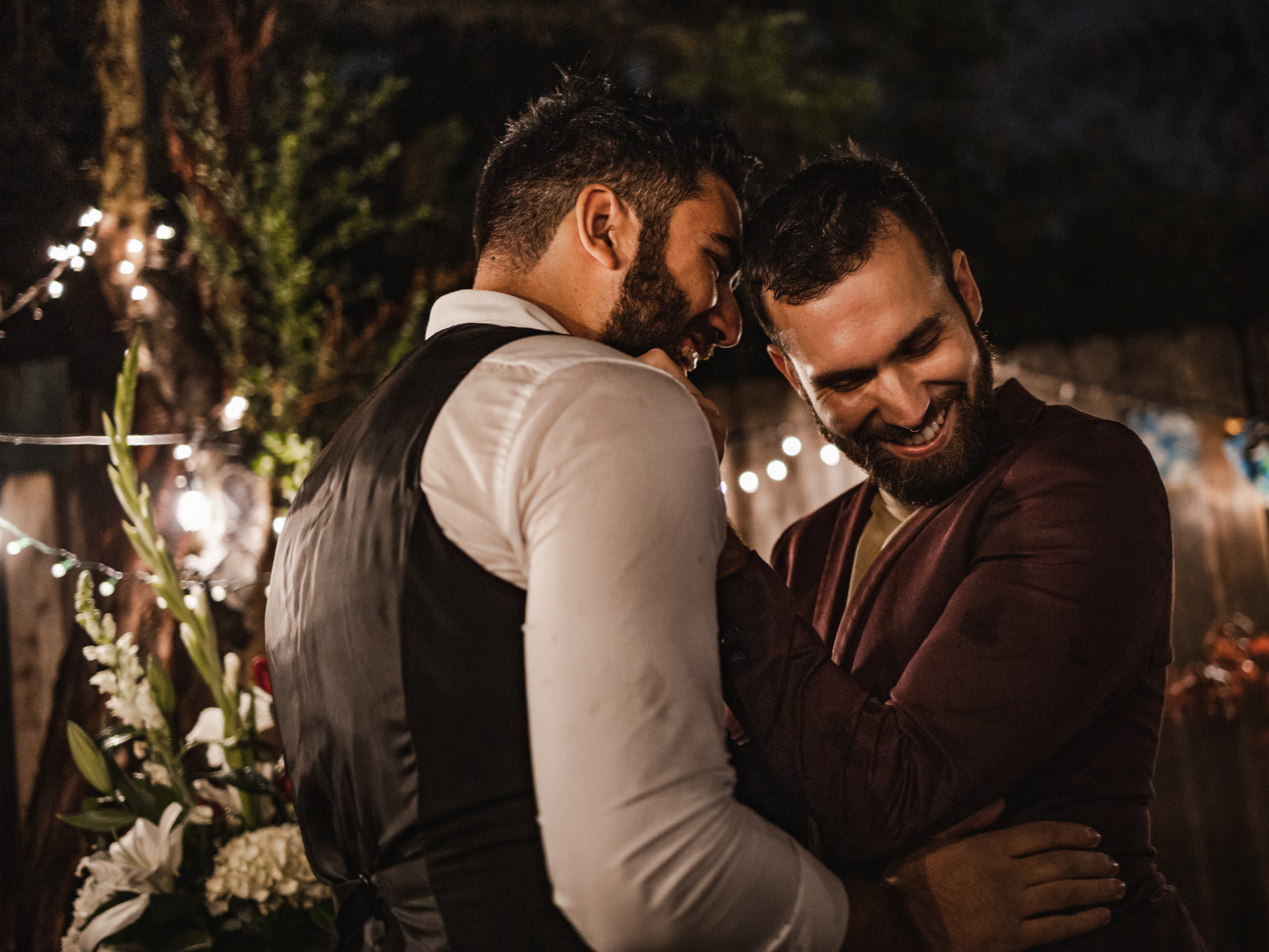 image of same sex couple dancing for anniversary songs
