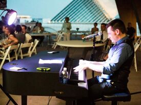 Mobile Dueling Piano Shows - Dueling Pianist - Detroit, MI - Hero Gallery 4