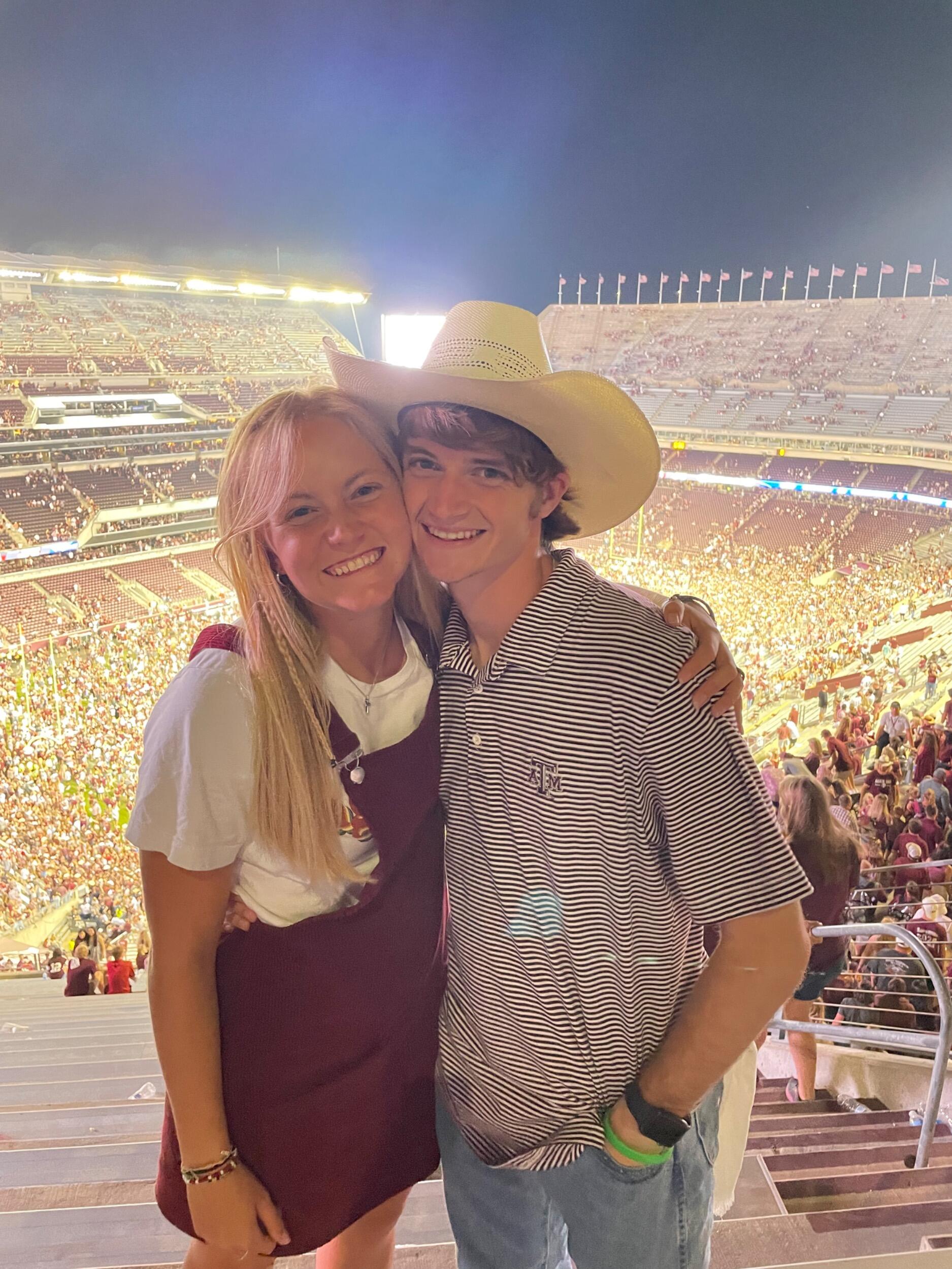 First game as a couple and we BTHO BAMA