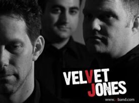 Velvet Jones - Cover Band - Perrysburg, OH - Hero Gallery 2
