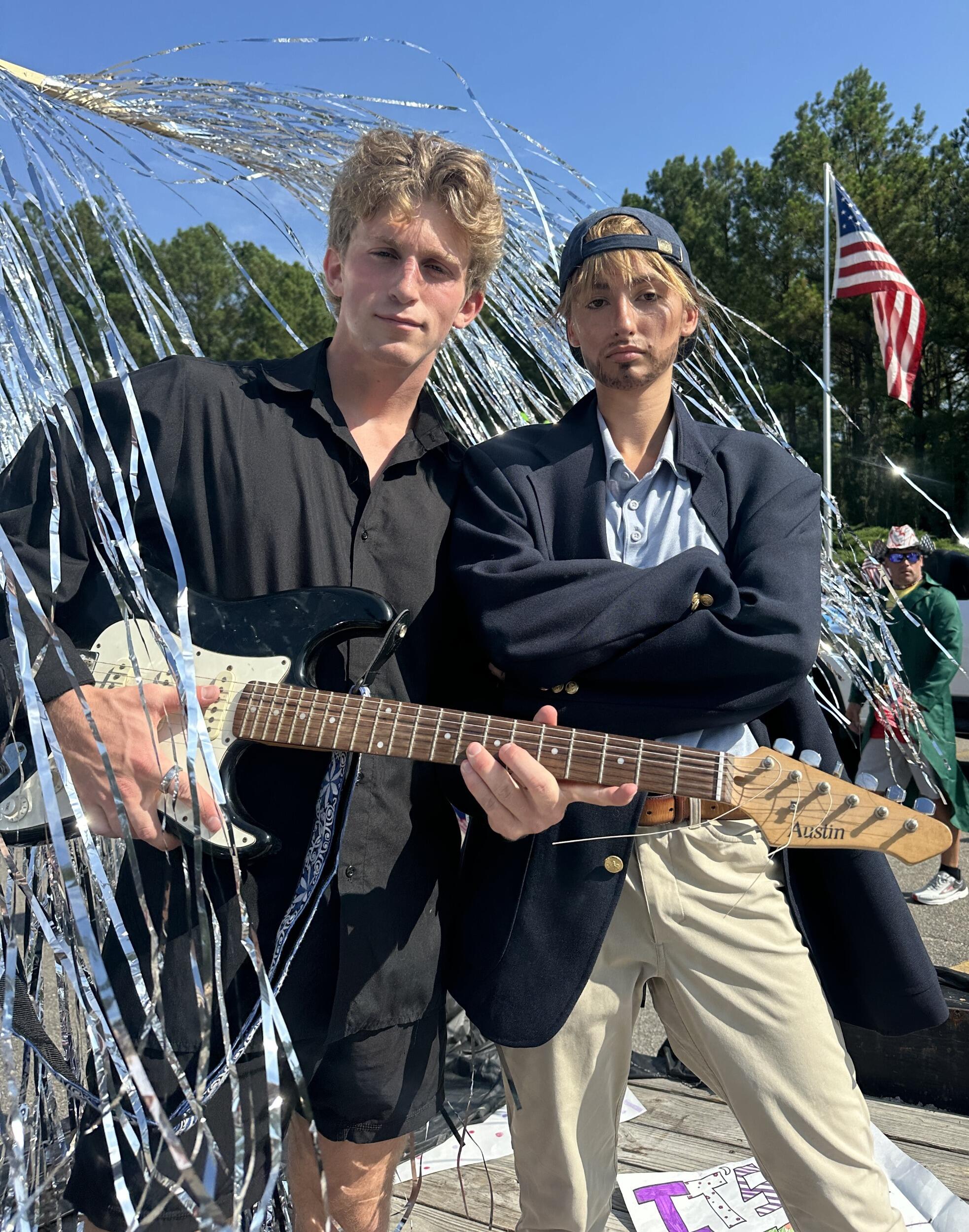 4th of July Parade in Carolina Lakes, NC | Taylor Swift Float