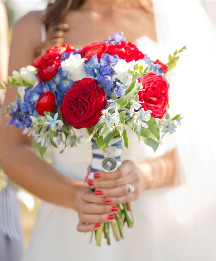 red white and blue wedding bouquets