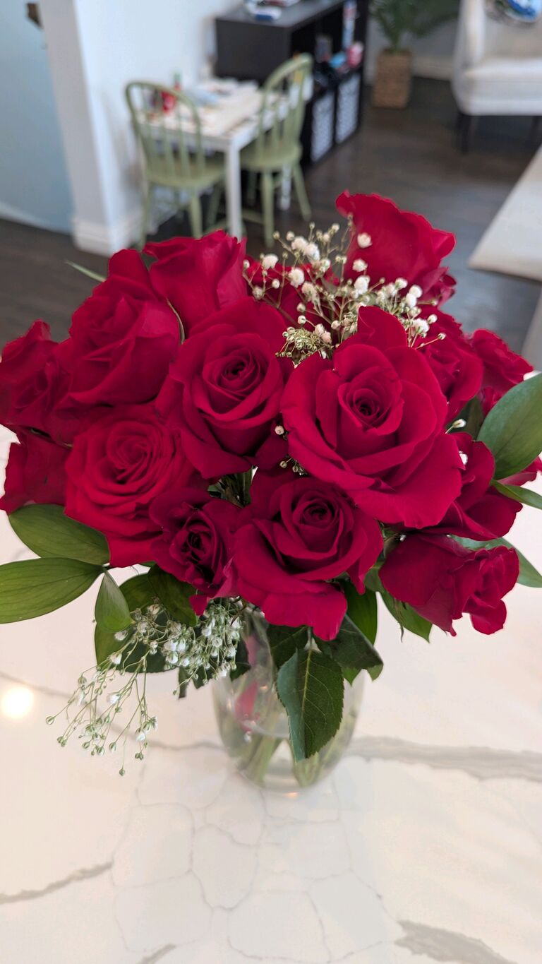 Who doesn't love roses for Valentine's Day? 🌹