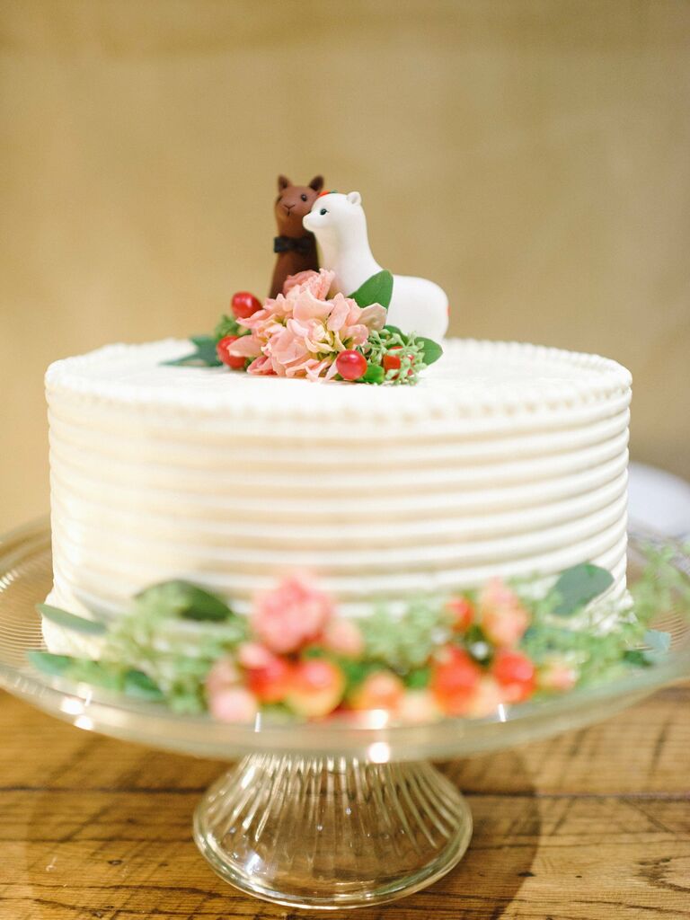 30 Animal Wedding Cake Toppers to Complement Your Wild Side