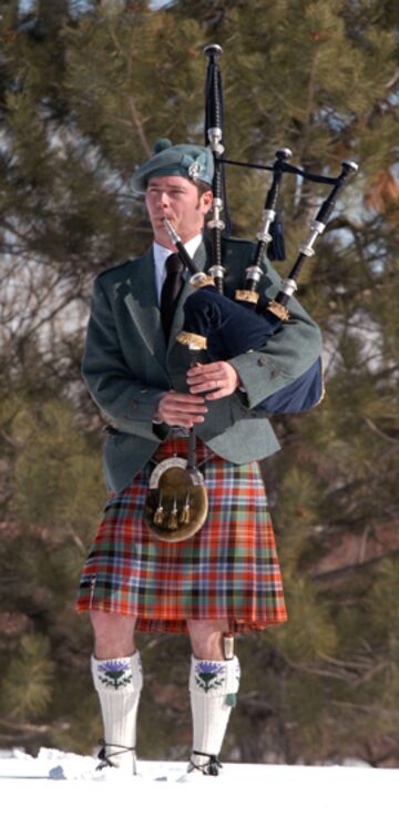 Bagpiper - Scott Beach - 24 Years Exp. - Celtic Bagpiper - Denver, CO - Hero Main