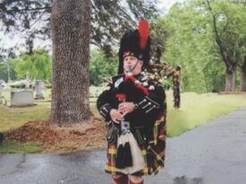 Robert J. White - Bagpiper - Raleigh, NC - Hero Gallery 1