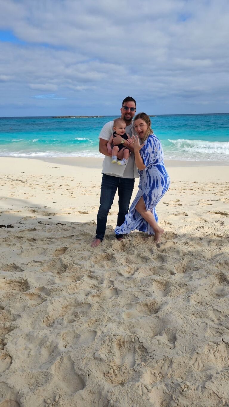 We're ENGAGED!!
Nassau, Paradise Island, Bahamas