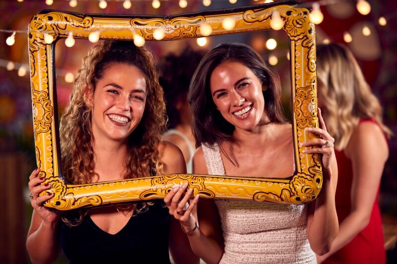 Friends themed party ideas - Friends photo booth