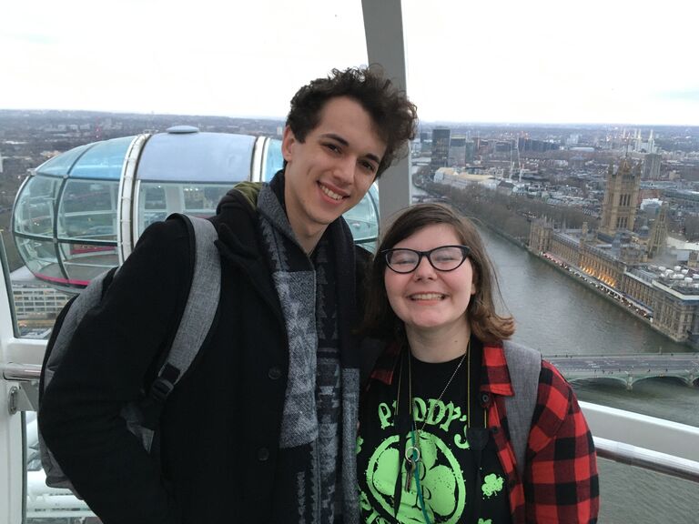 AG gave Justin a promise ring on the London Eye! (Shout out to Luke Saverimuttu for being the best accomplice!)