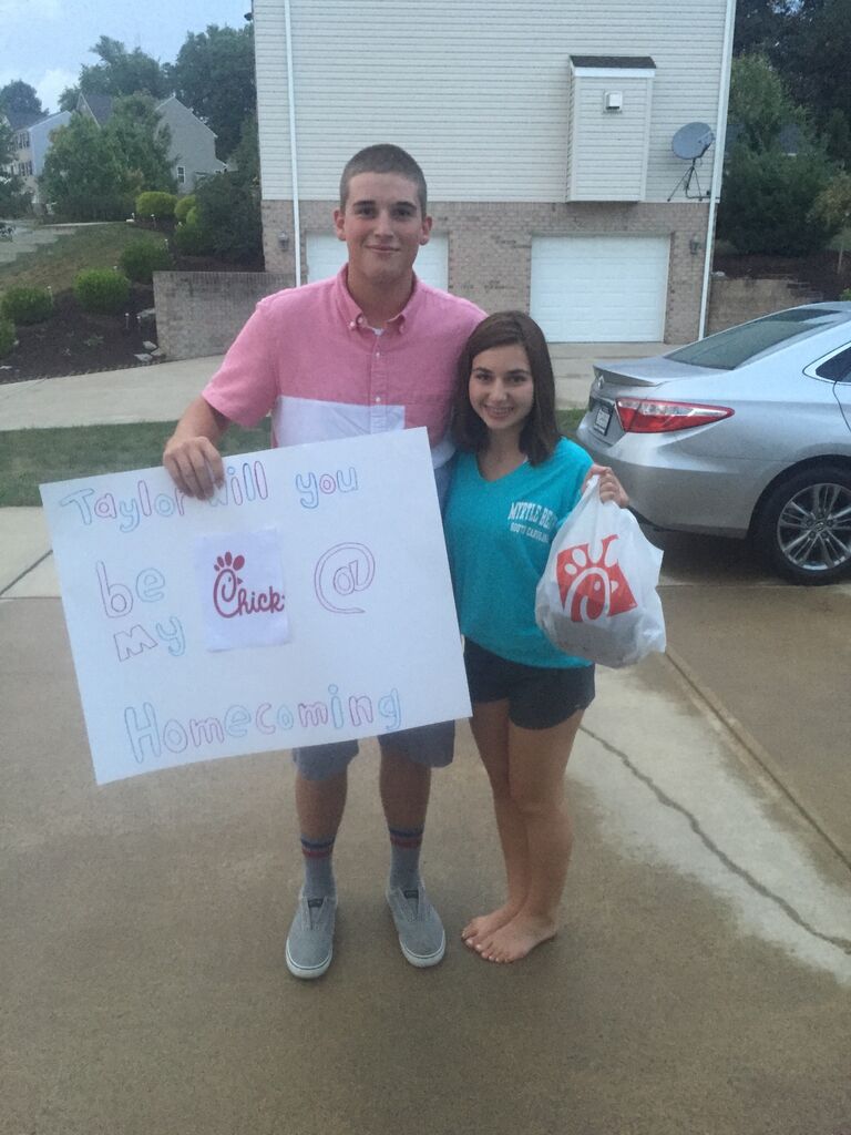Michael asked Taylor to Junior Homecoming