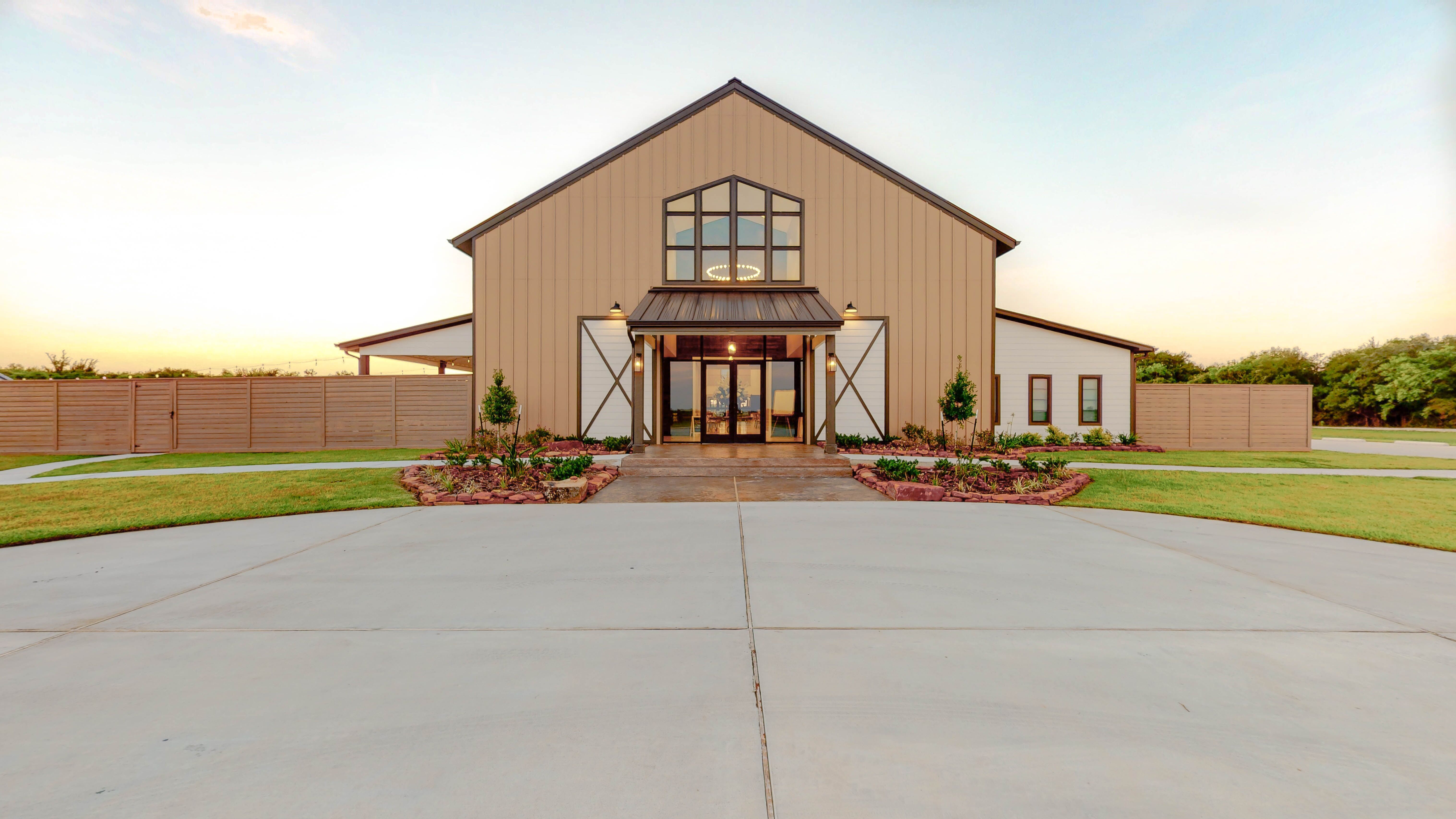 still waters ranch reception venues - the knot on stillwater wedding venue alvin tx