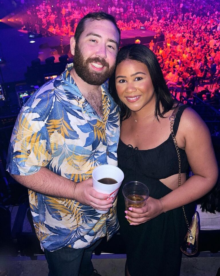 We love a country concert - this is from Thomas Rhett!