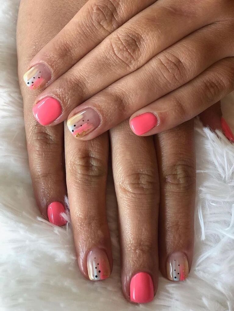 paintbrush pattern pink wedding nail inspo