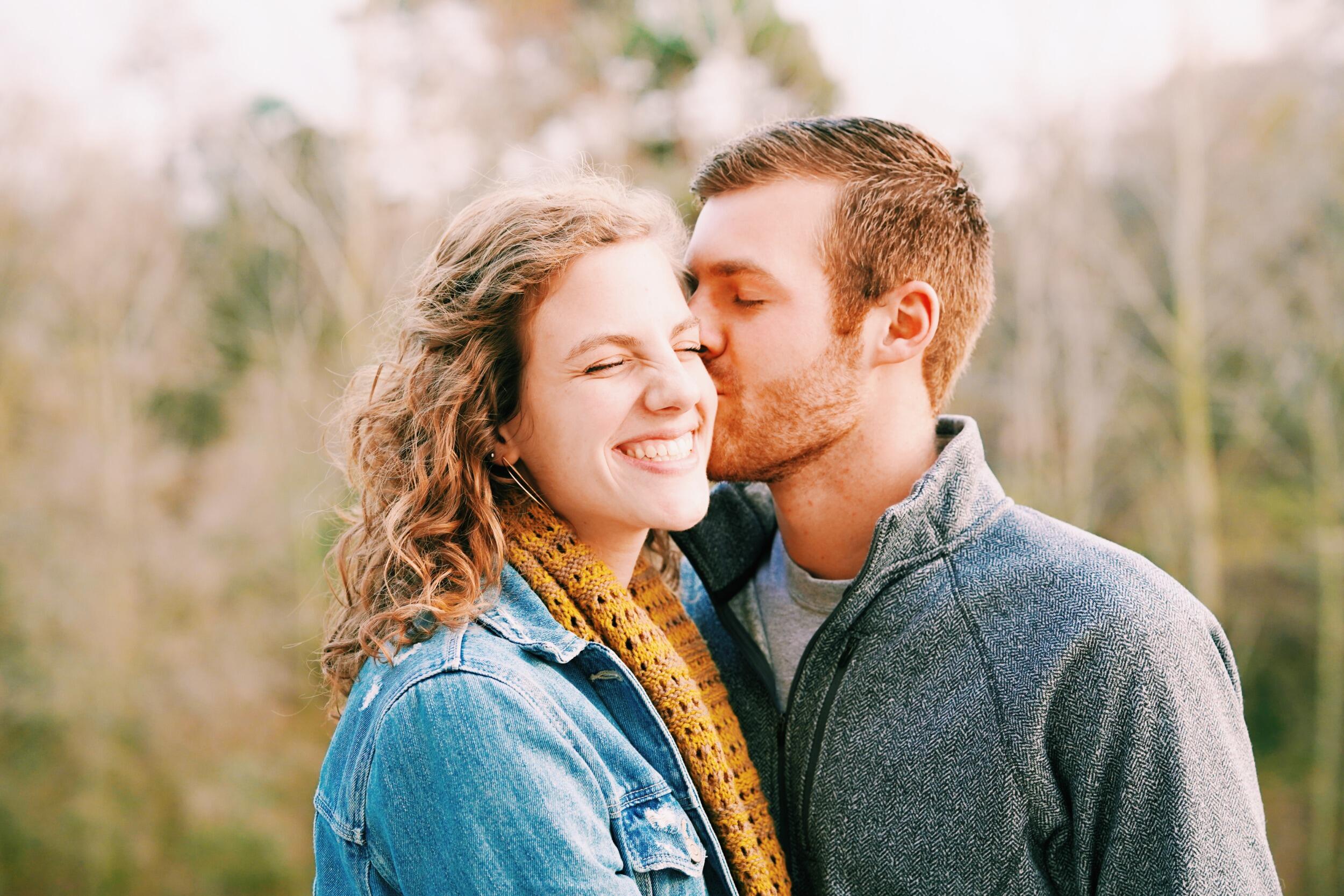 We knew that we had to be sure if we were going to start dating again. We didn't want to jump into anything that we weren't serious about. We started talking seriously about marriage and what the future would hold. At the time, we were both into our senior year of college. Mariah was applying to grad schools while Clay was applying for jobs. 