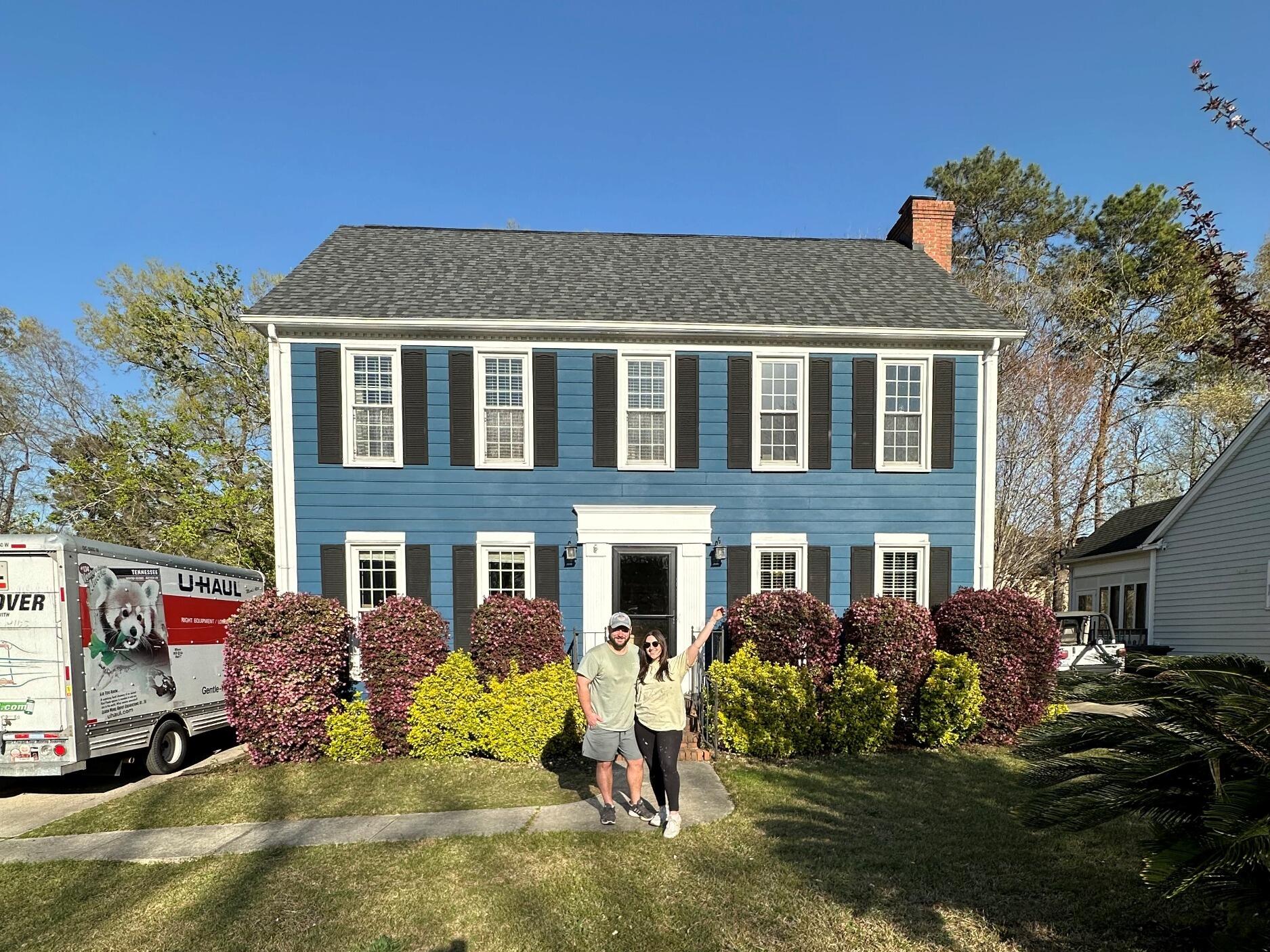 To kick off 2025, we bought a house in Columbia, SC! As a compromise it looks just like Emily's childhood home on Dairy Lane. We could not be more excited to make this house our home. 