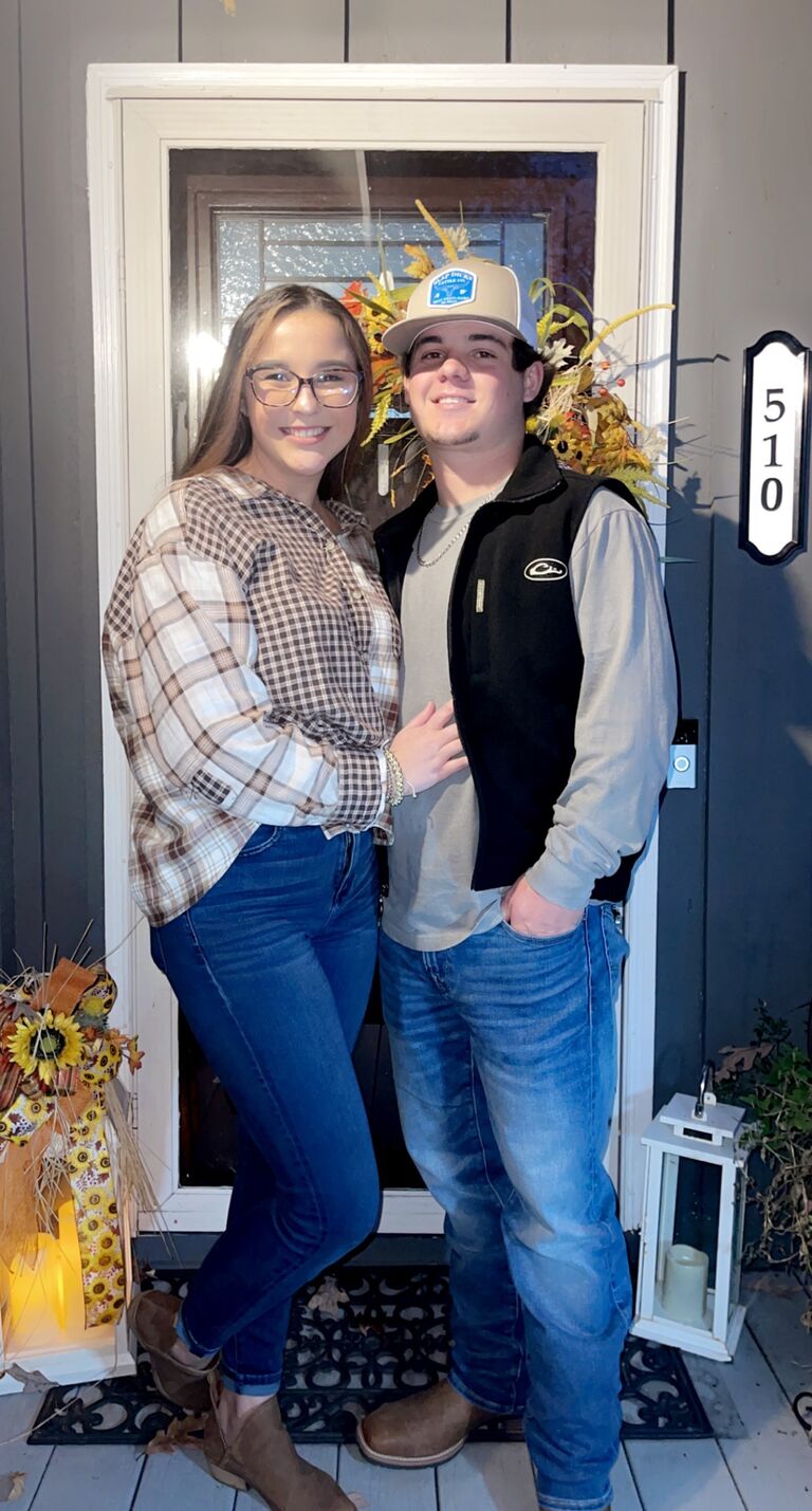 Our very first Thanksgiving together but... still friends at the time he told me he had to take me to Georgia to meet Greg and Jennifer even though they already knew of me from us playing in their neighborhood as kids.. 