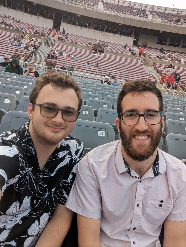 We went to Long Island to see our favorite singer, Kylie Minogue!