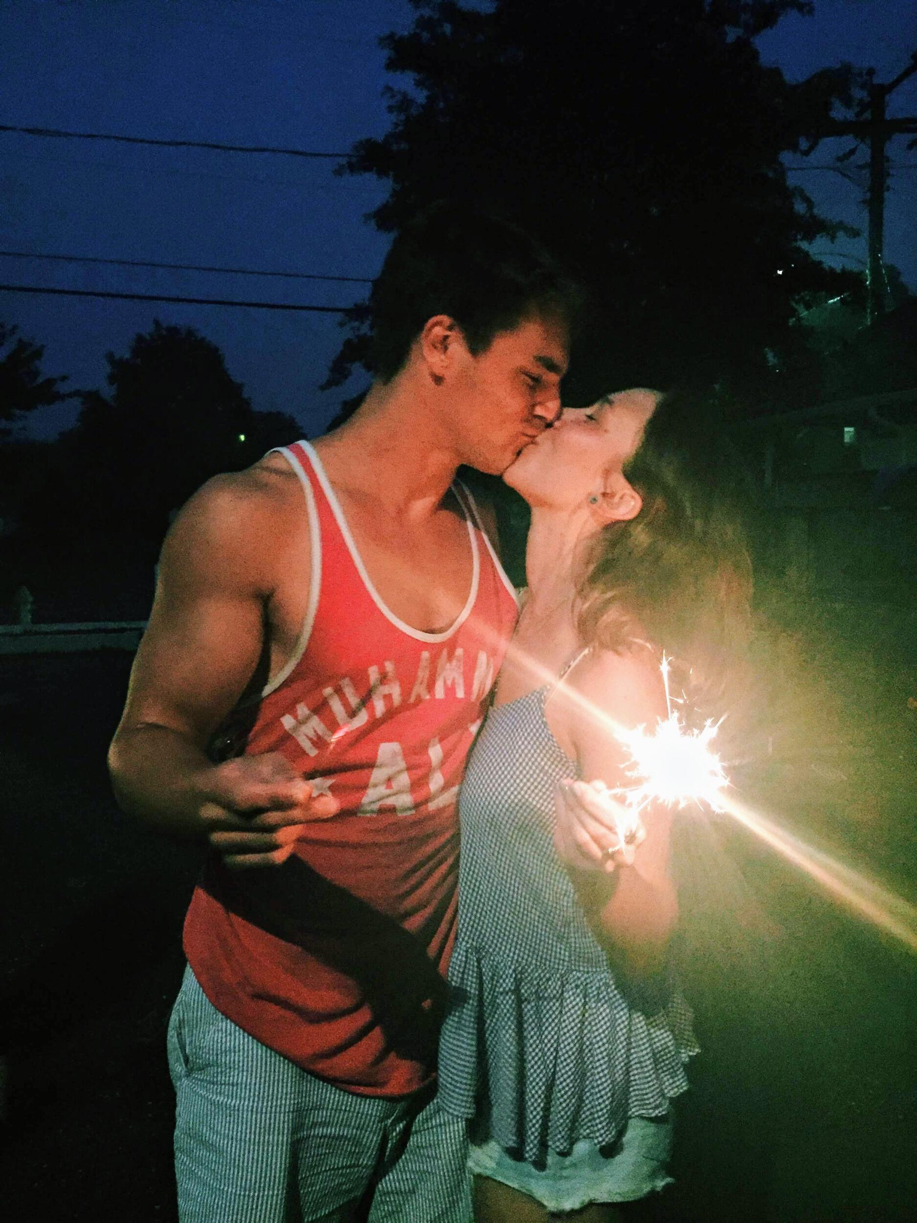 Noah and Emily spend their first summer in Fredericksburg together. Noah shows Emily the joy of fireflies and long walks on warm summer nights