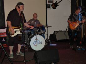 The Cube - Classic Rock Band - Virginia Beach, VA - Hero Gallery 4