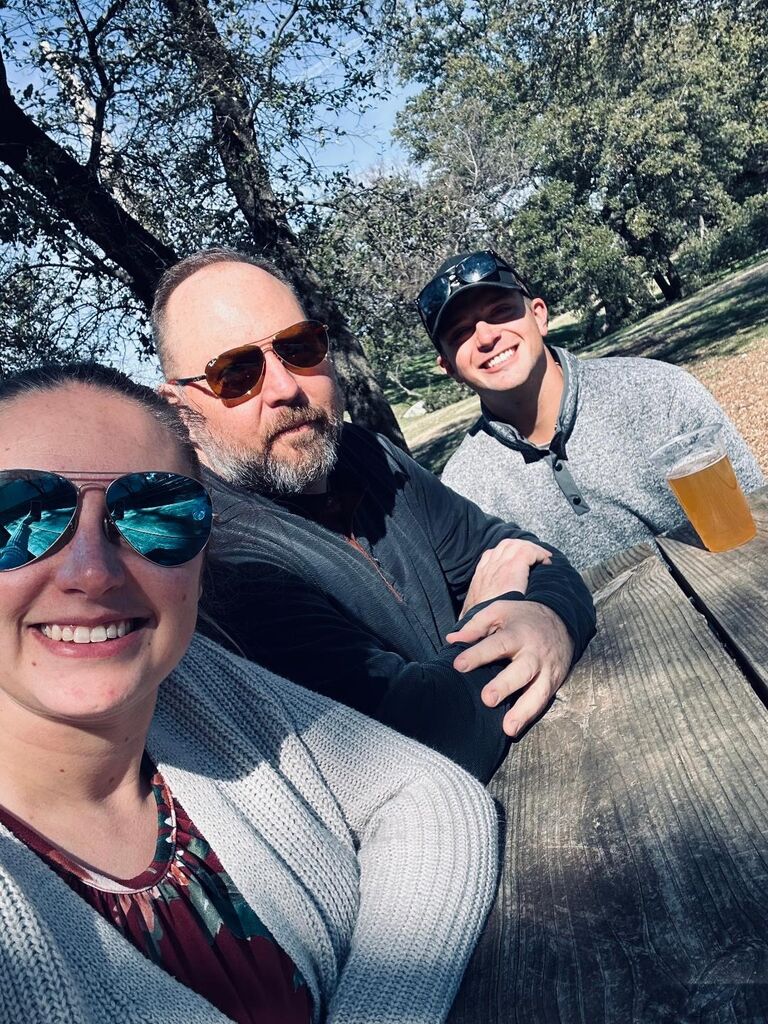 Brittany goes to Texas to see Will and Devon