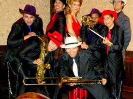 Joan Crowe And Jesters Of Jive - Swing Band - New Rochelle, NY - Hero Gallery 2