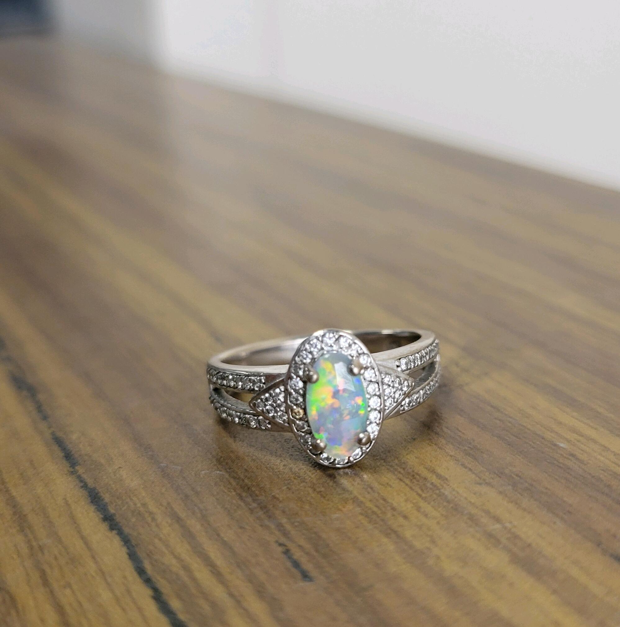 The ring! 💍