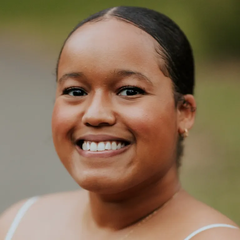 Neutral wedding makeup for brown eyes 