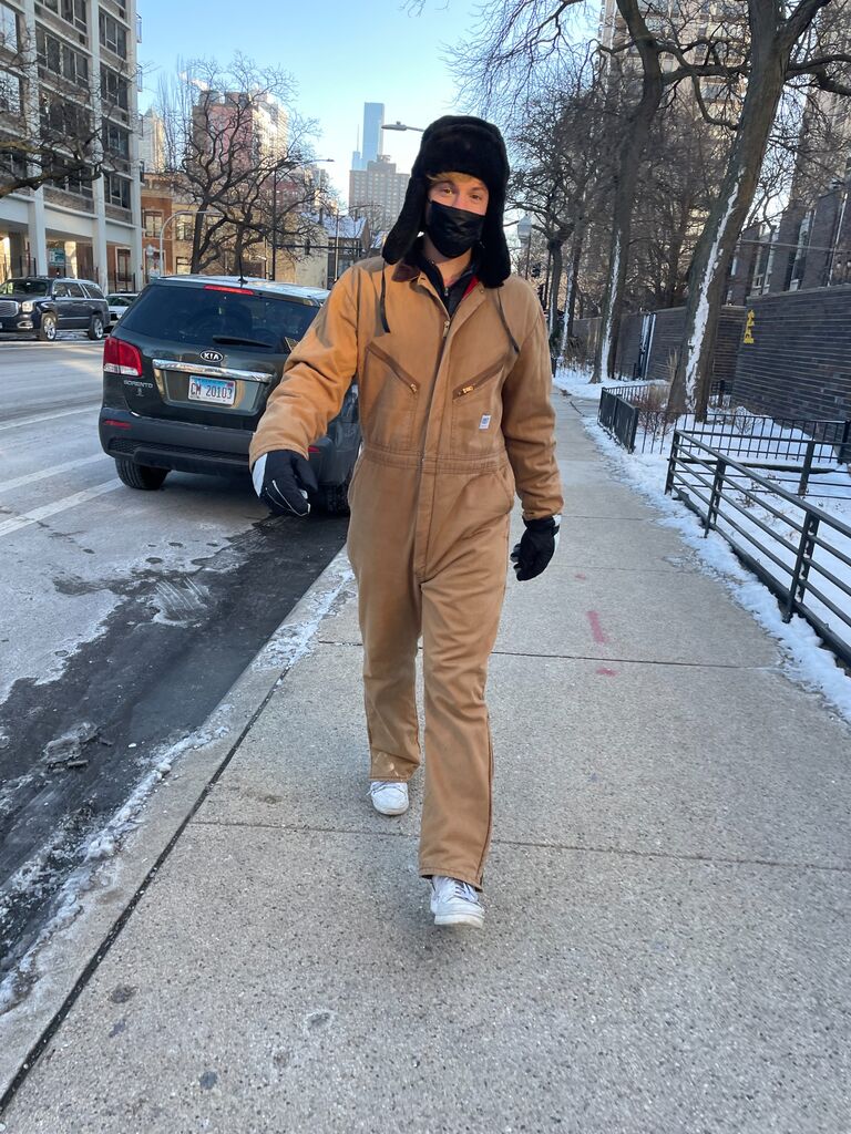 Took my first visit to Chicago (cy wore this thing the whole weekend). Was extremely nervous- met the WHOLE FAM! Things are getting serious.