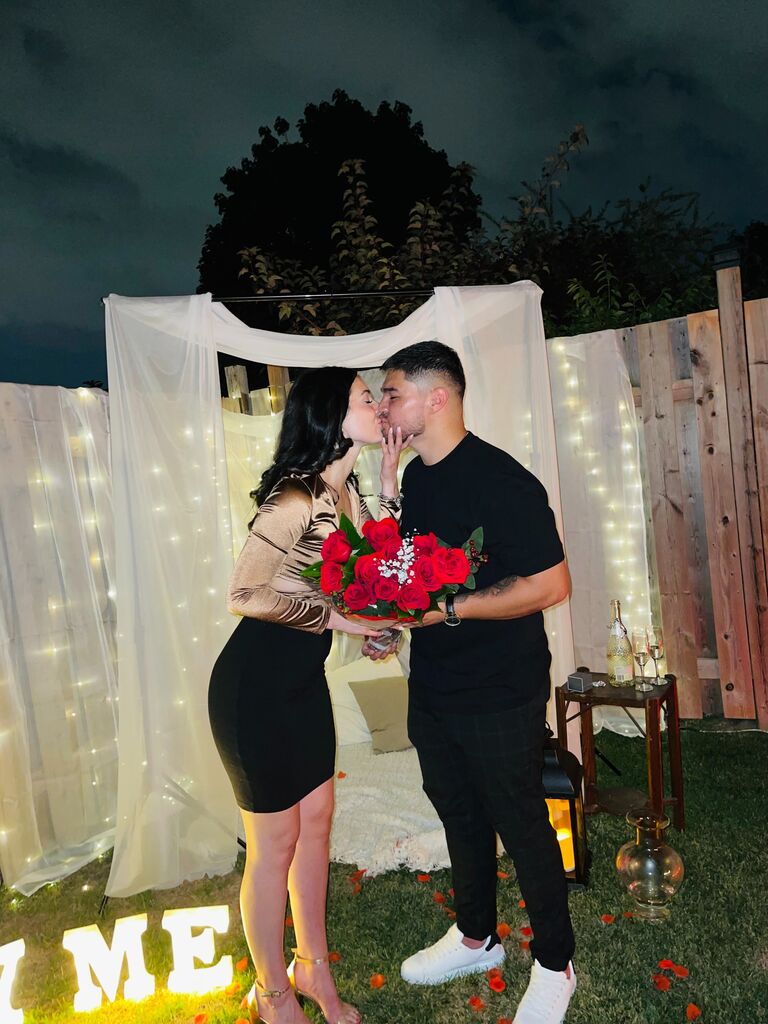 Diego proposed to Alicia on their 6th year anniversary!
