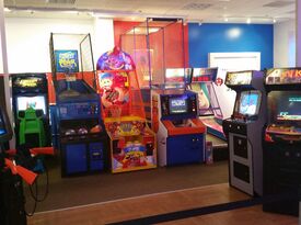 The Game Show: Vintage Video & Pinball Arcade - Private Room - Lombard, IL - Hero Gallery 3