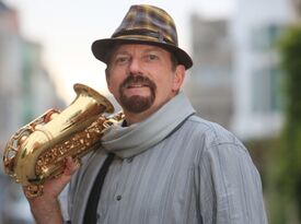 Jacob N. - Saxophonist - North Hollywood, CA - Hero Gallery 1