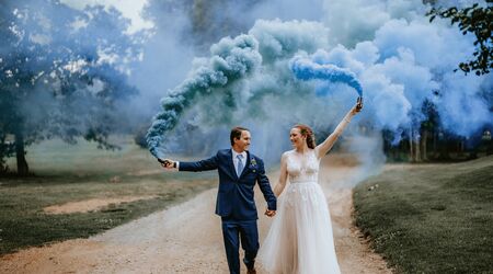 Smoke Bomb Wedding Photography - Everything you need to know! — ALT WEDDING  CO