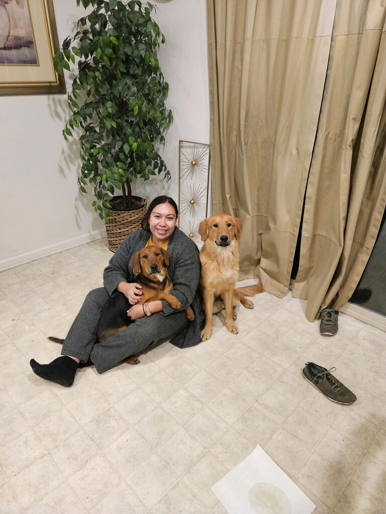 Maria, Nora & Dobby.