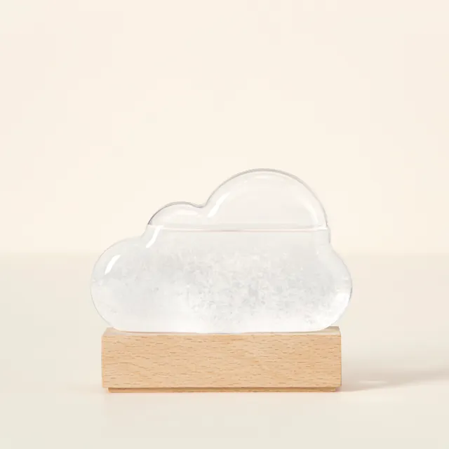 Cloud weather indicator