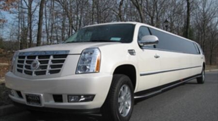 Top of the World Limo | Transportation - The Knot