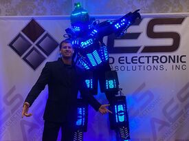 LED Party Robot - iParty Entertainment - Party Robot - Wantagh, NY - Hero Gallery 4