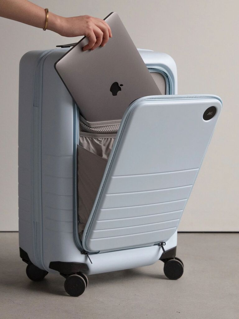 Register away luggage online