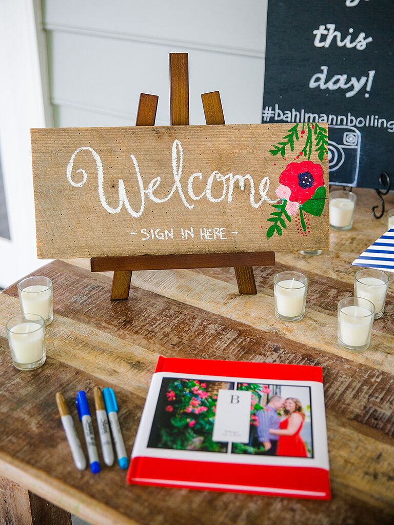 21 Pretty DIY Wedding Signs