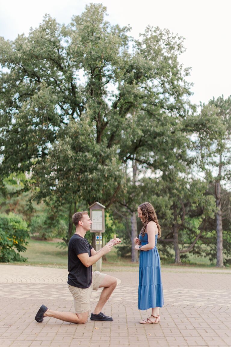 Fiancé has a nice ring to it 💍 