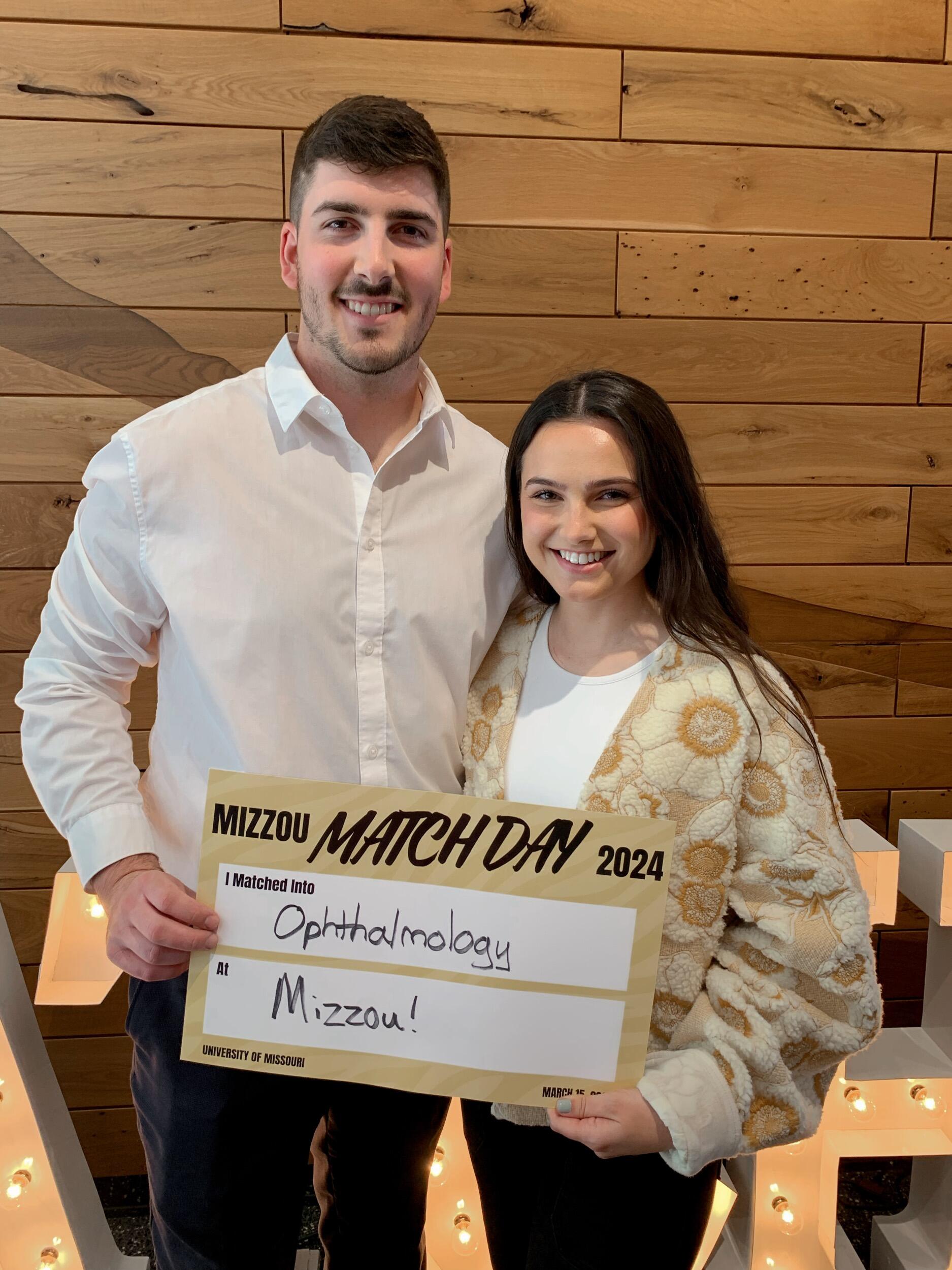 Jayce matched with Mizzou for an Ophthalmology residency! 