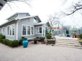 1102 East - Private Garden - Austin, TX - Hero Gallery 2