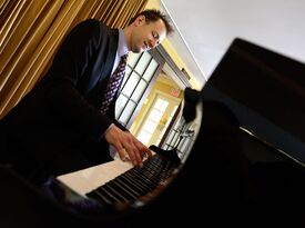 Attila Fias - Elegant, Classy pianist. Jazz + more - Pianist - Toronto, ON - Hero Gallery 2