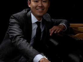 Cliff Jhun - Pianist - Jazz Pianist - Portland, OR - Hero Gallery 2