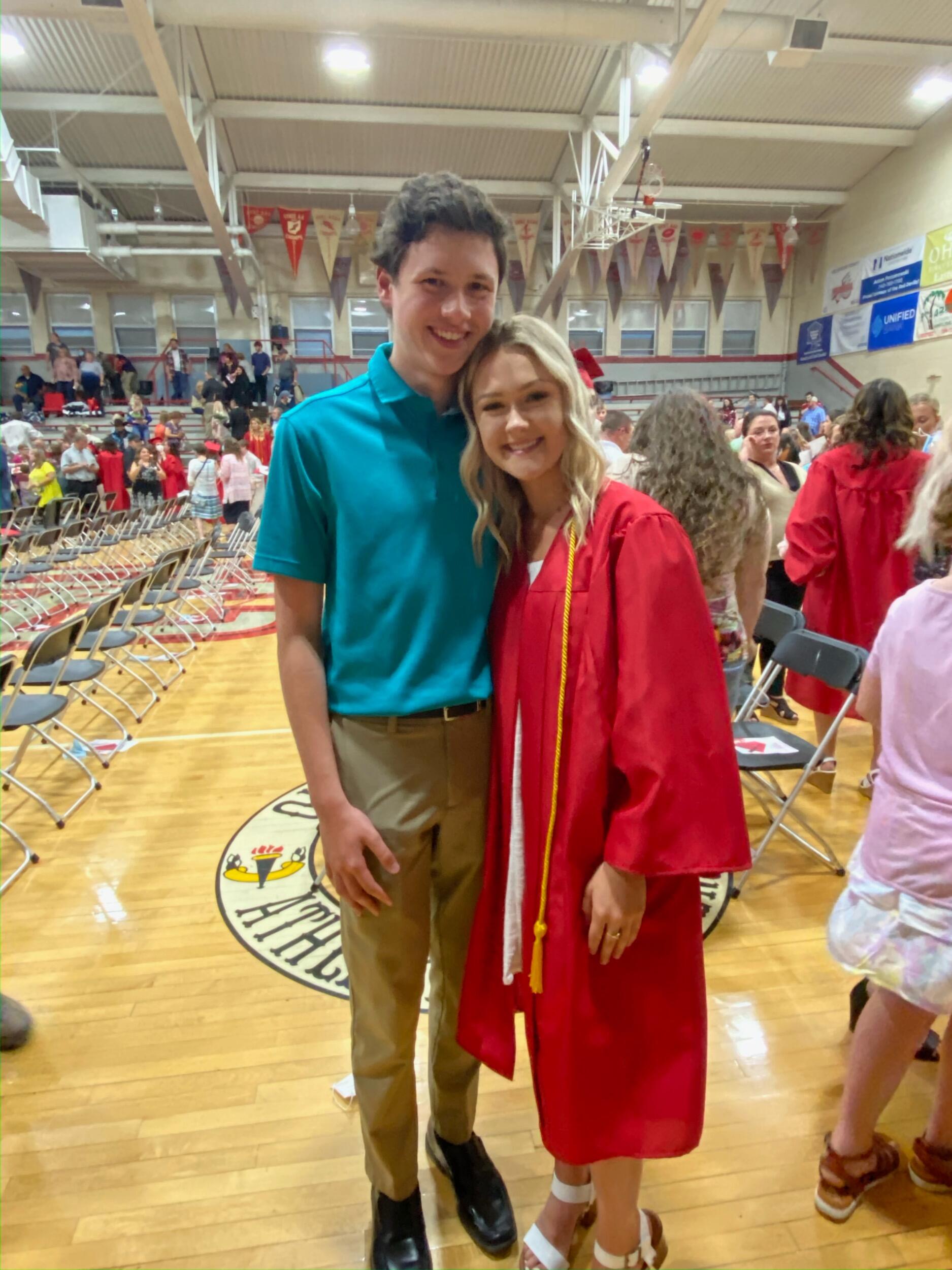 Jayci graduated high school and moved to Nashville. Anthony started his senior year of high school 