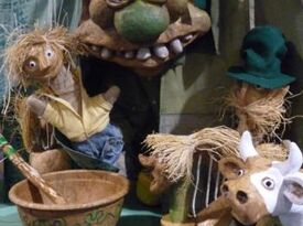 Dream Tale Puppets - Puppeteer - Cotuit, MA - Hero Gallery 1