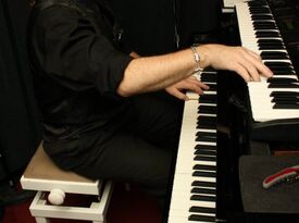 T.A. Williams - Singing Pianist - Cocoa Beach, FL - Hero Gallery 4