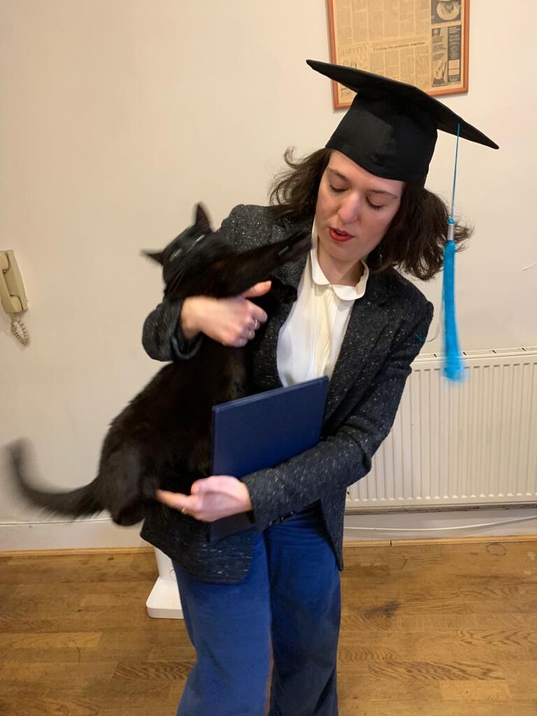 Maria Chiara miraculously finishes her Master's degree. 