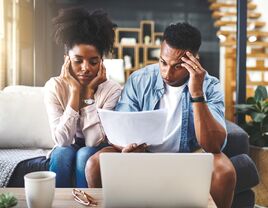 couple fighting over money